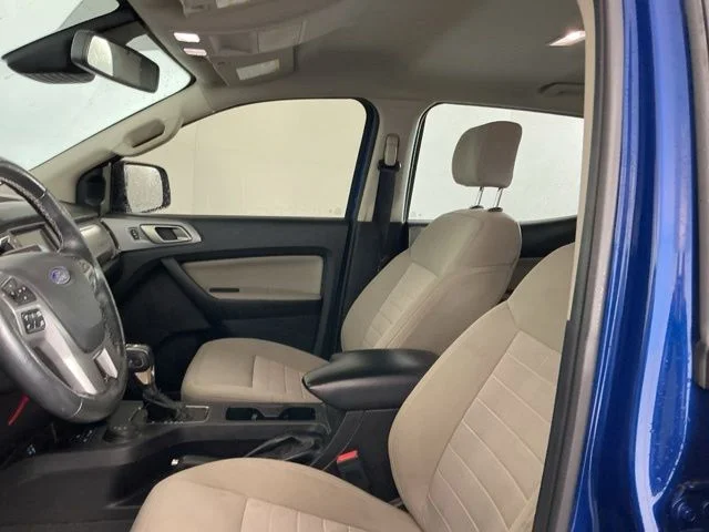 Used 2019 Blue Ford XLT image 9