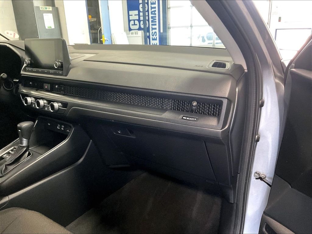 Used 2025 Silver Honda EX image 12