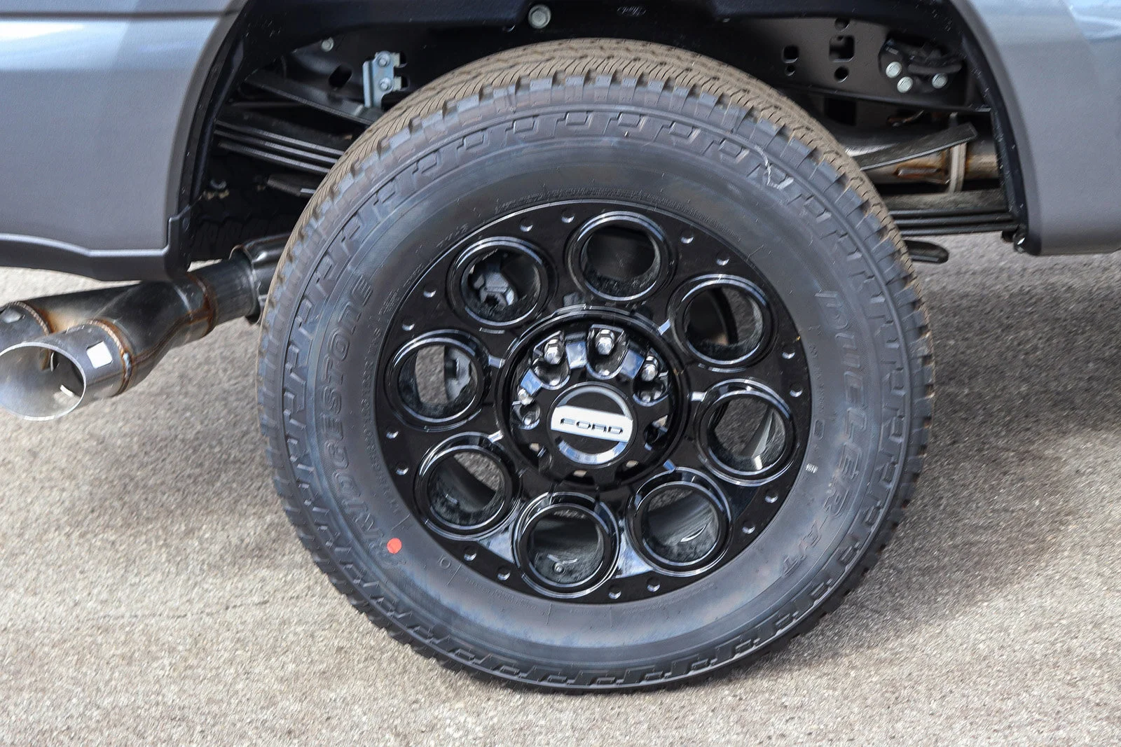 New 2026 Carbonized Gray Metallic Ford F-250® Lariat® image 10