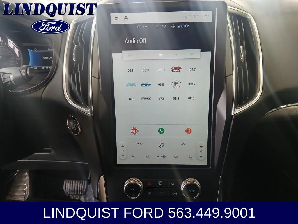 2024 Ford Edge Titanium - Photo 16