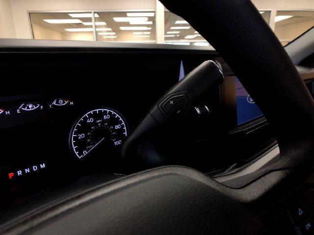 New 2027 Oxford White Ford F-250® XL image 18