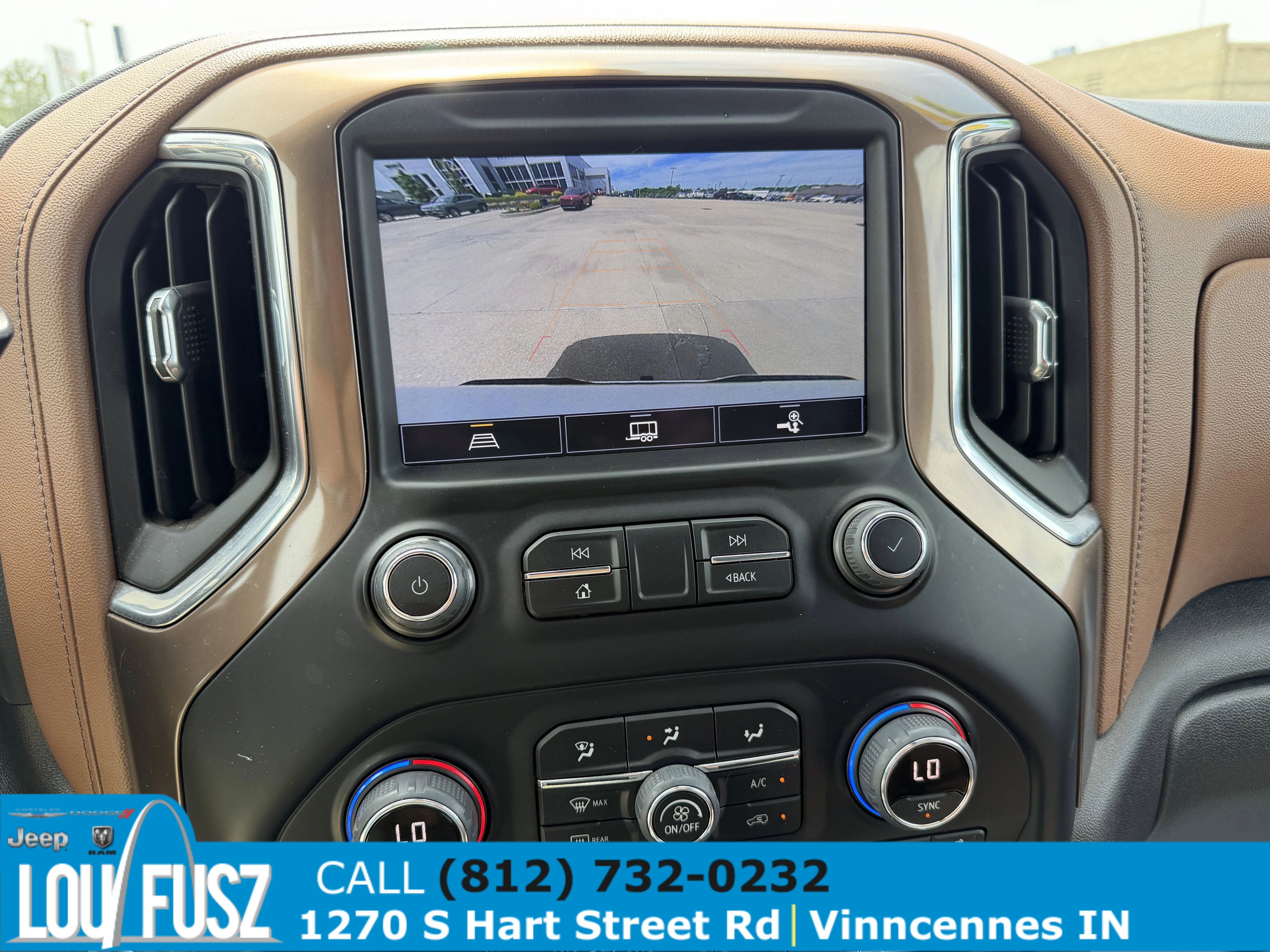 Used 2022 White Chevrolet High Country image 27
