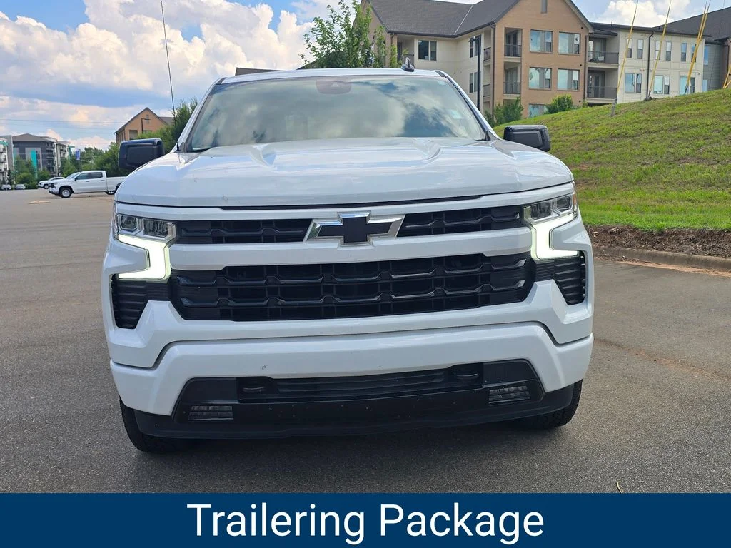 Used 2025 White Chevrolet RST image 8