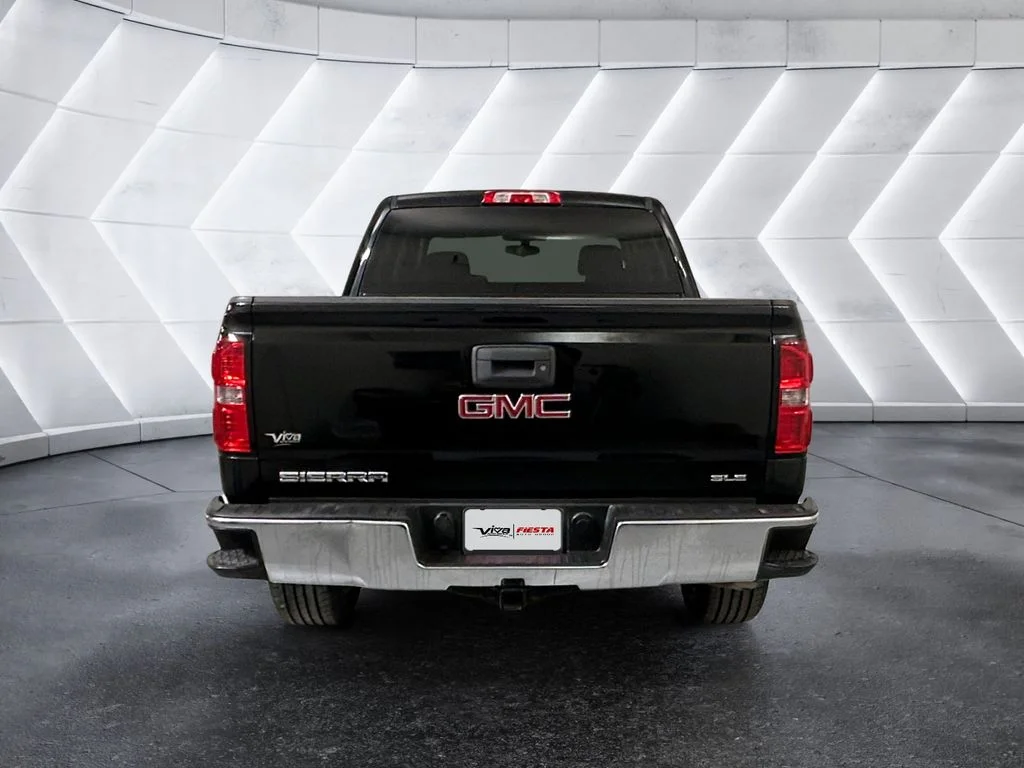 Used 2016 Black GMC SLE image 5
