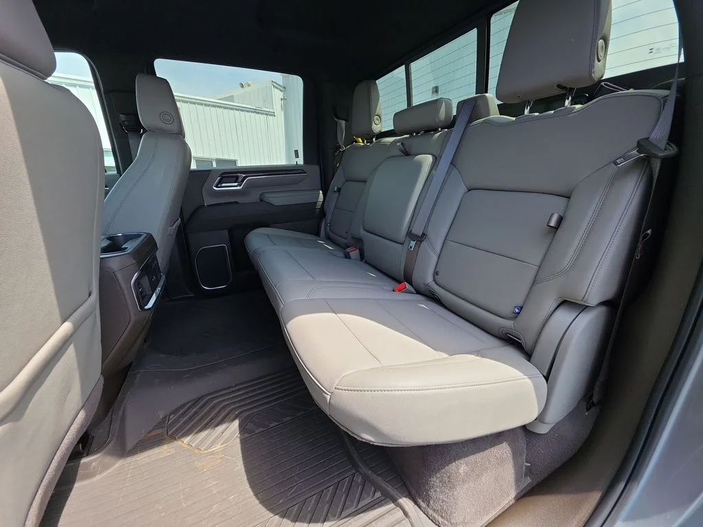 Used 2025 Gray Chevrolet LTZ image 22