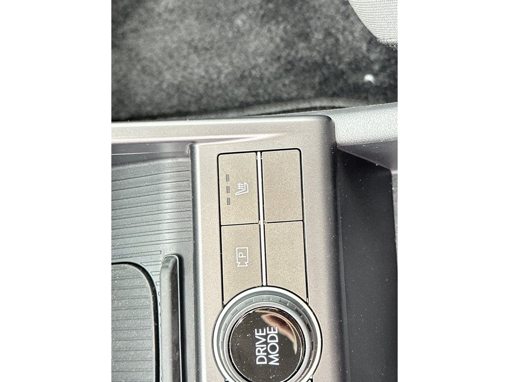 Used 2025 Cyber Gray Metallic Hyundai SEL Convenience image 24
