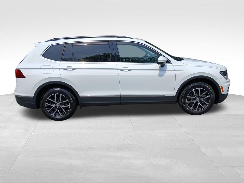 Used 2021 White Volkswagen  image 17