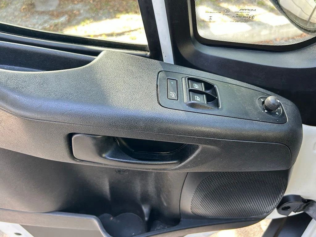 Used 2023 White Ram High Roof image 11