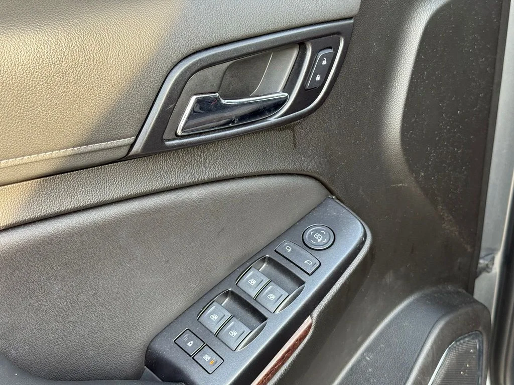 Used 2020 Gray GMC SLE image 11