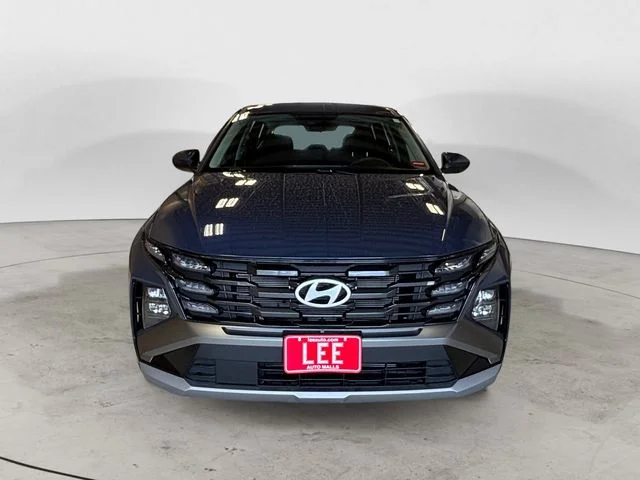 Used 2025 Blue Hyundai SE image 8