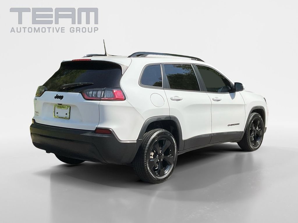 Used 2021 White Jeep Latitude Plus image 7