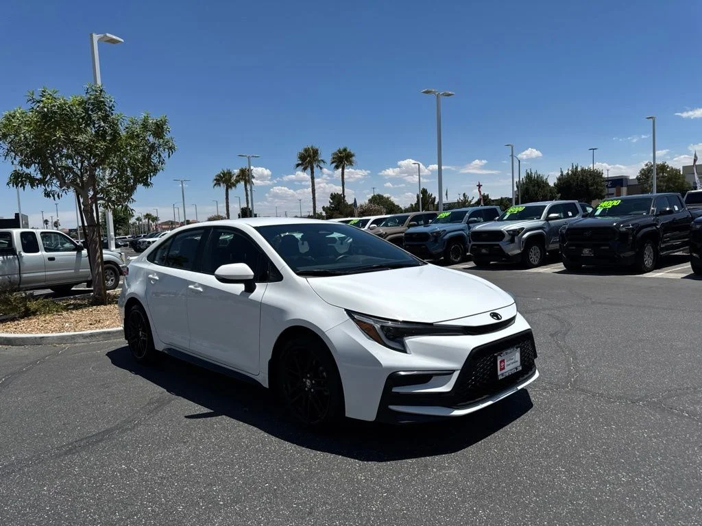 Certified Used 2025 White Toyota SE image 4