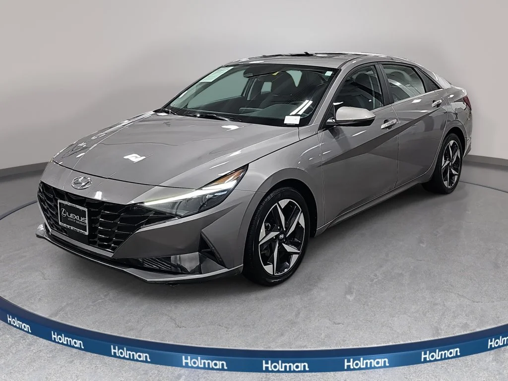 Used 2023 Silver Hyundai Limited image 1