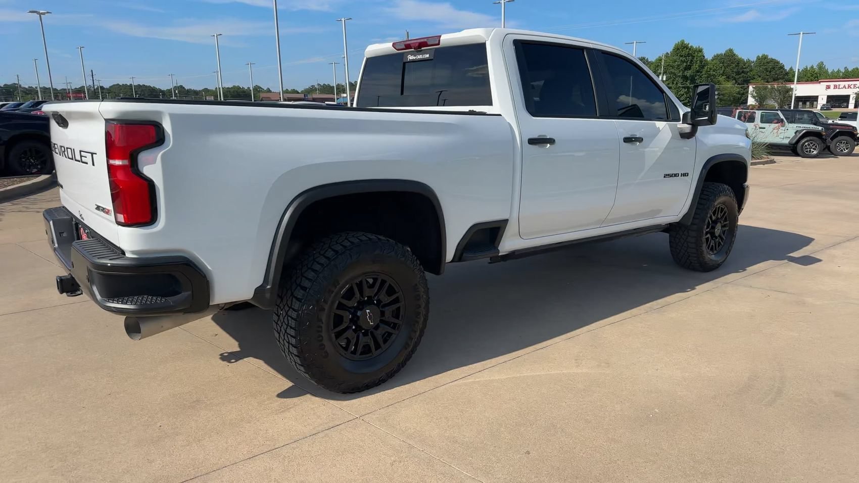 Used 2025 Summit White Chevrolet ZR2 image 8