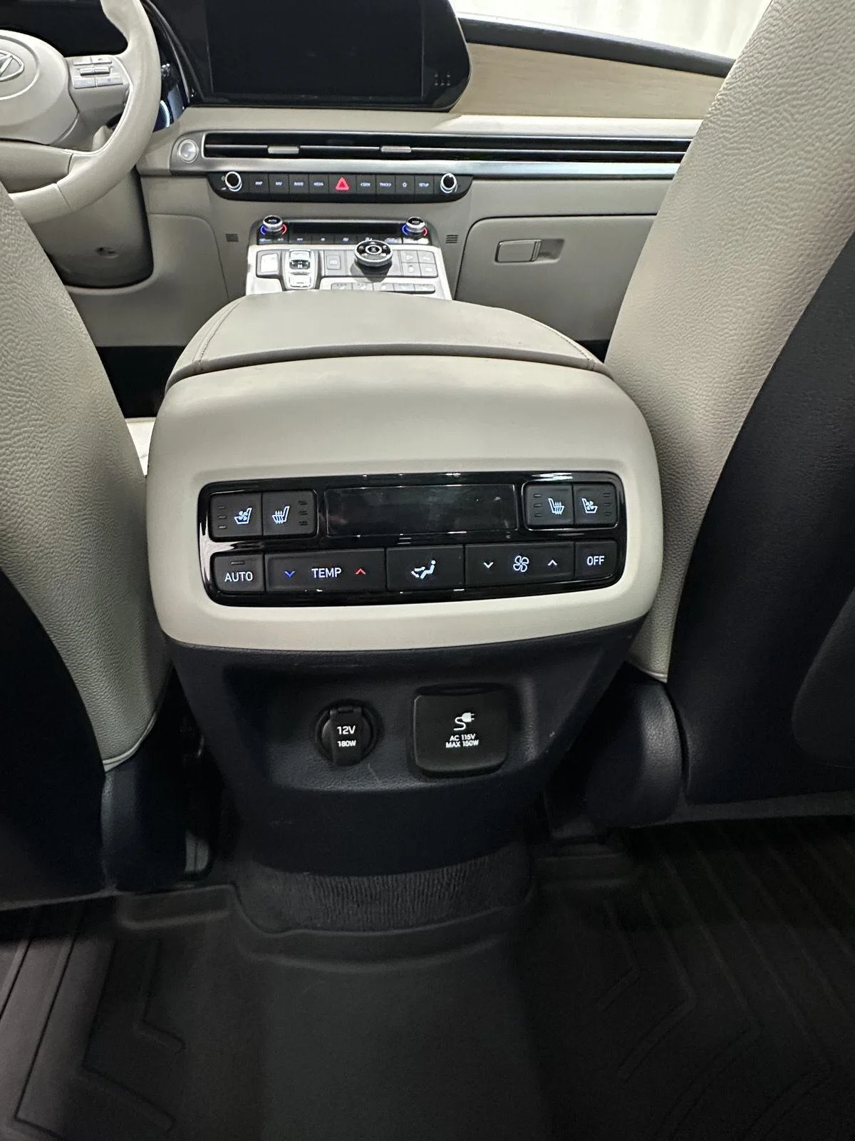 Used 2023  Hyundai Limited image 23