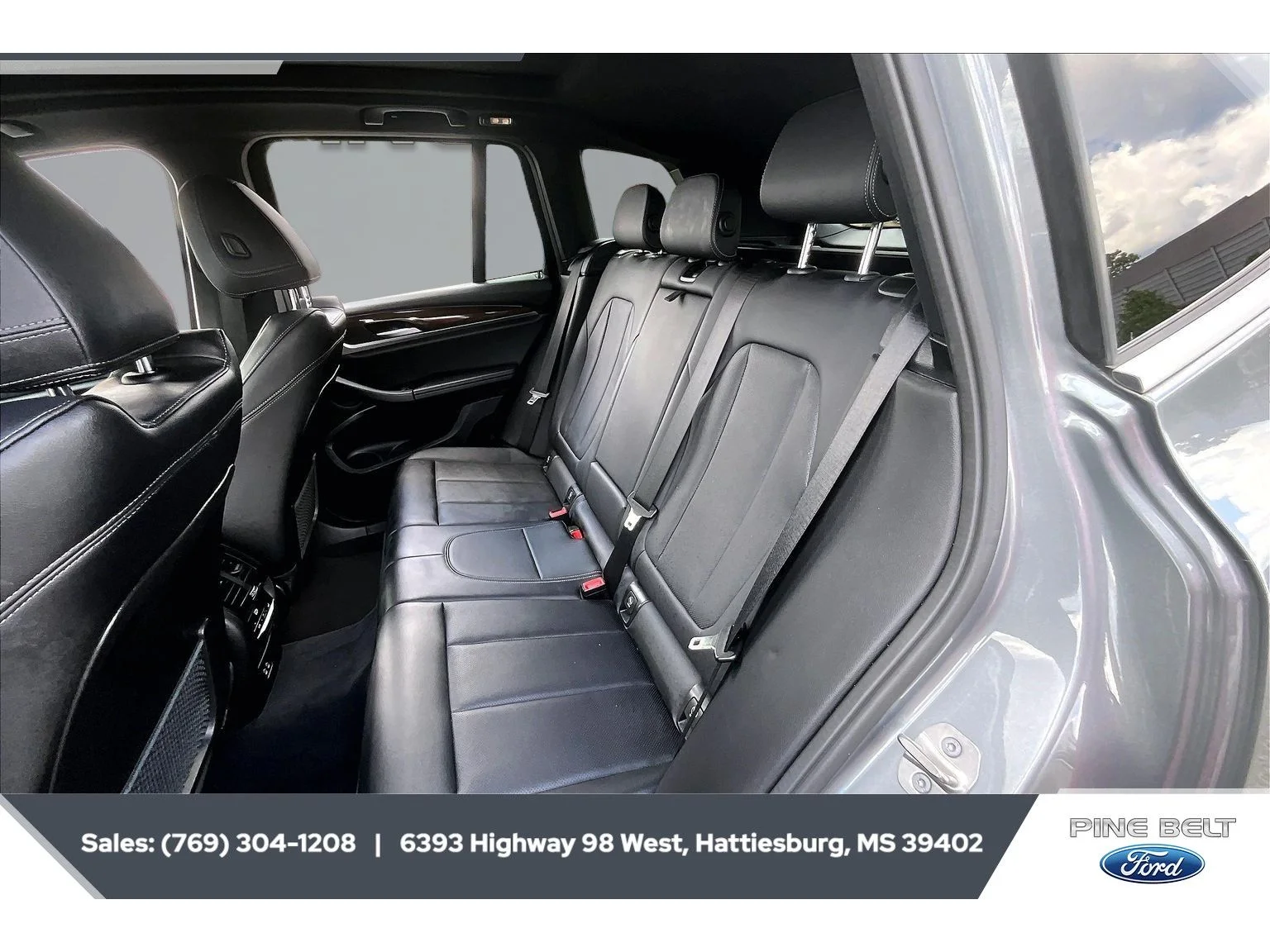 Used 2024 WHITE BMW sDrive30i image 18