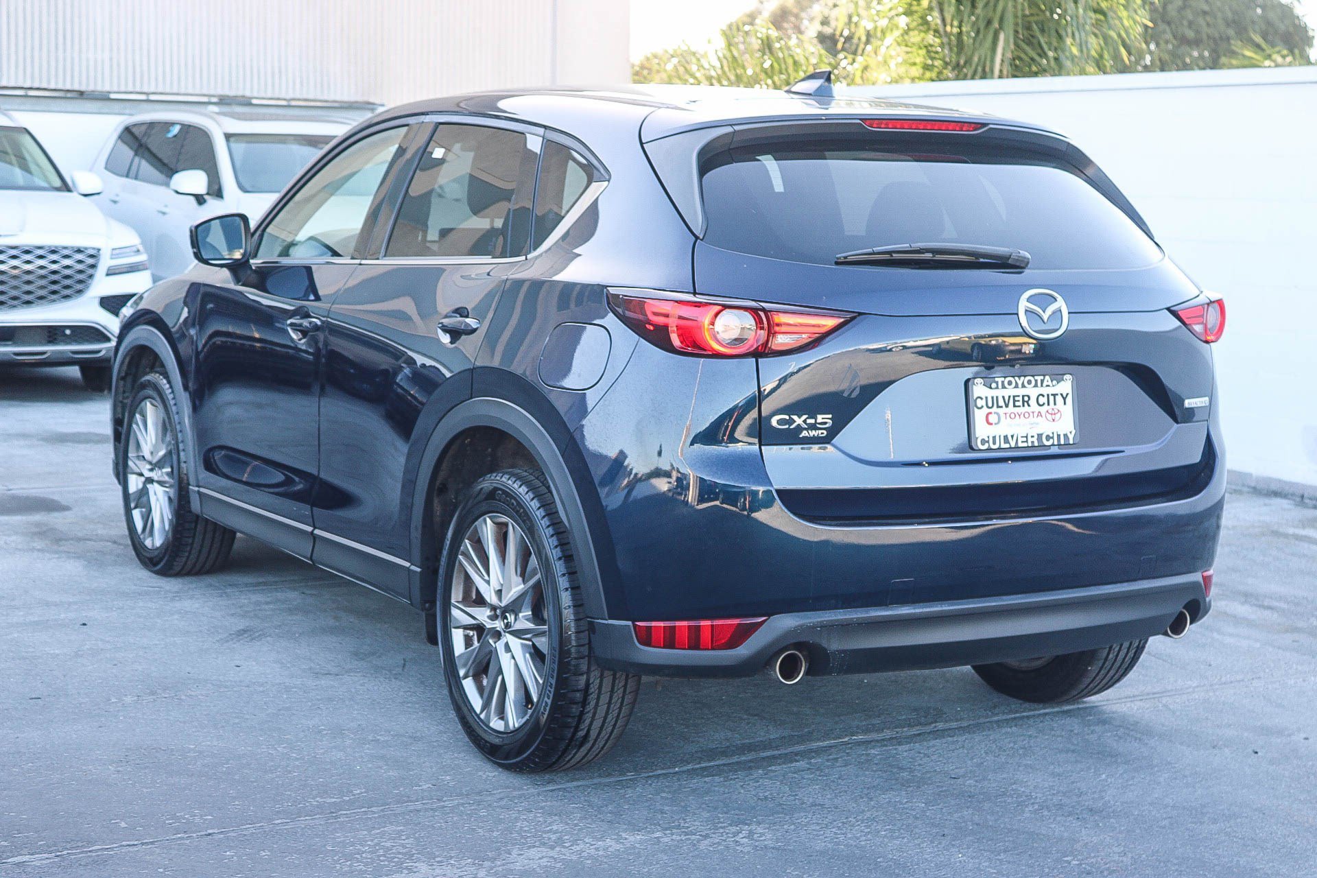 Used 2021 Deep Crystal Blue Mica Mazda Grand Touring image 6