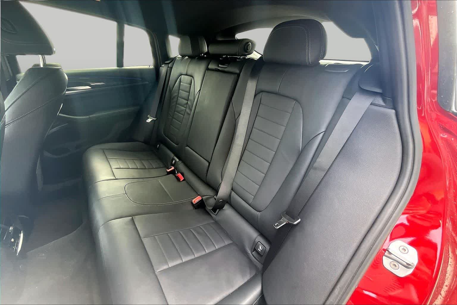 Used 2019 Flamenco Red Metallic BMW xDrive30i image 22