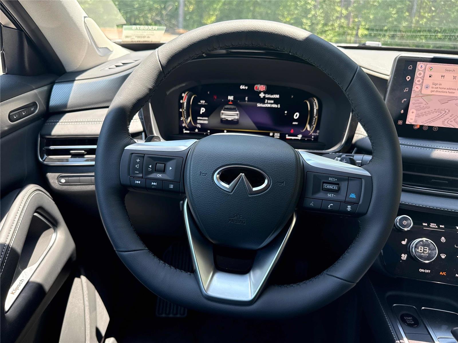 New 2027 RADIANT WHITE INFINITI Luxe FWD image 17