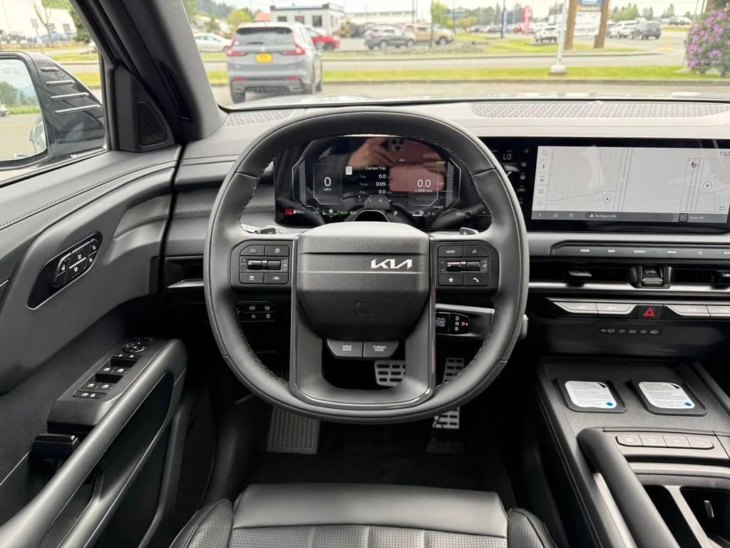 New 2027 Wolf Gray Kia X-Line SX image 21