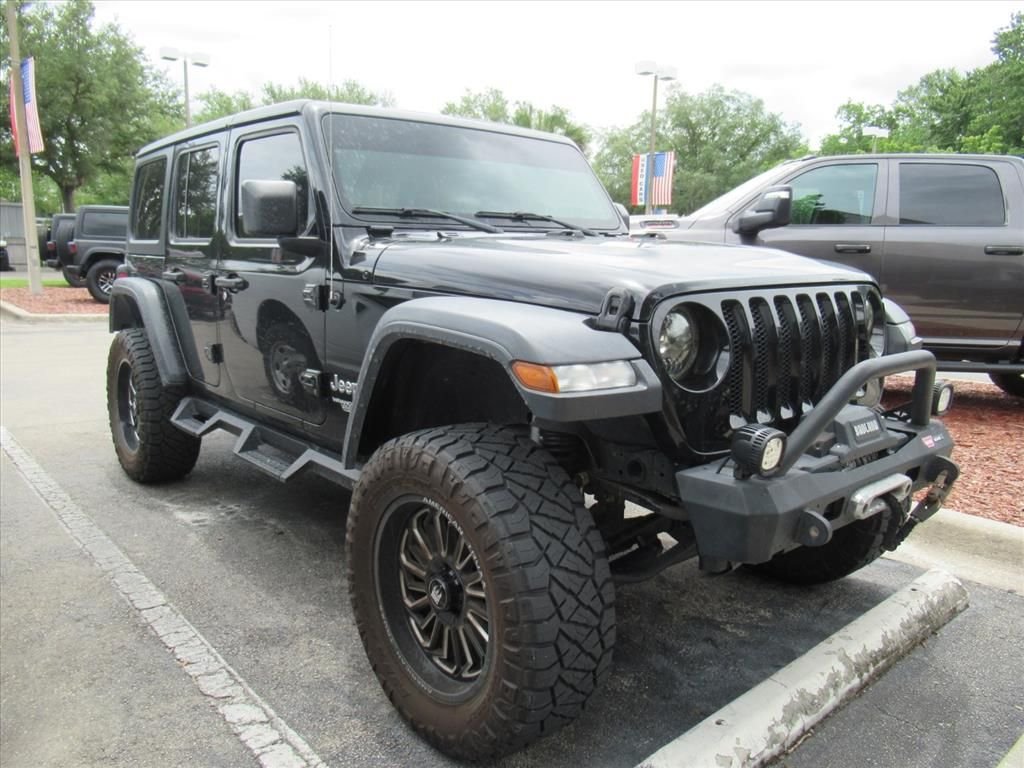 2020 Jeep Wrangler Sport's photo