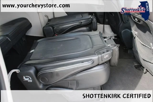 Used 2022 Gray Chrysler Touring L image 16