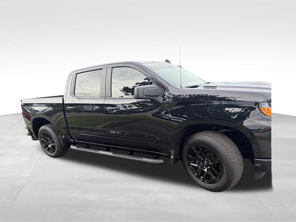 Used 2026 Black Chevrolet Custom image 3