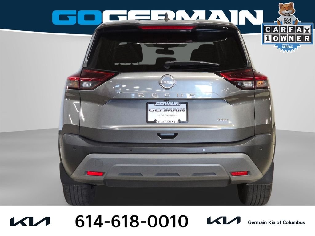 Used 2023 Gray Nissan S image 10