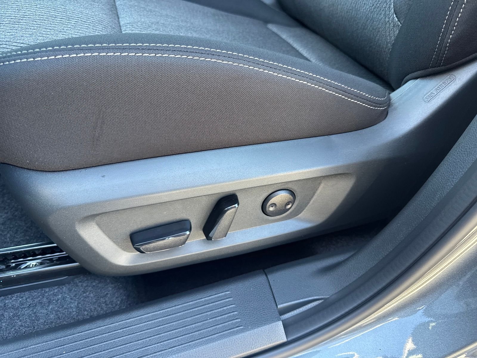 New 2026 Nissan Rogue SV 4D Sport Utility