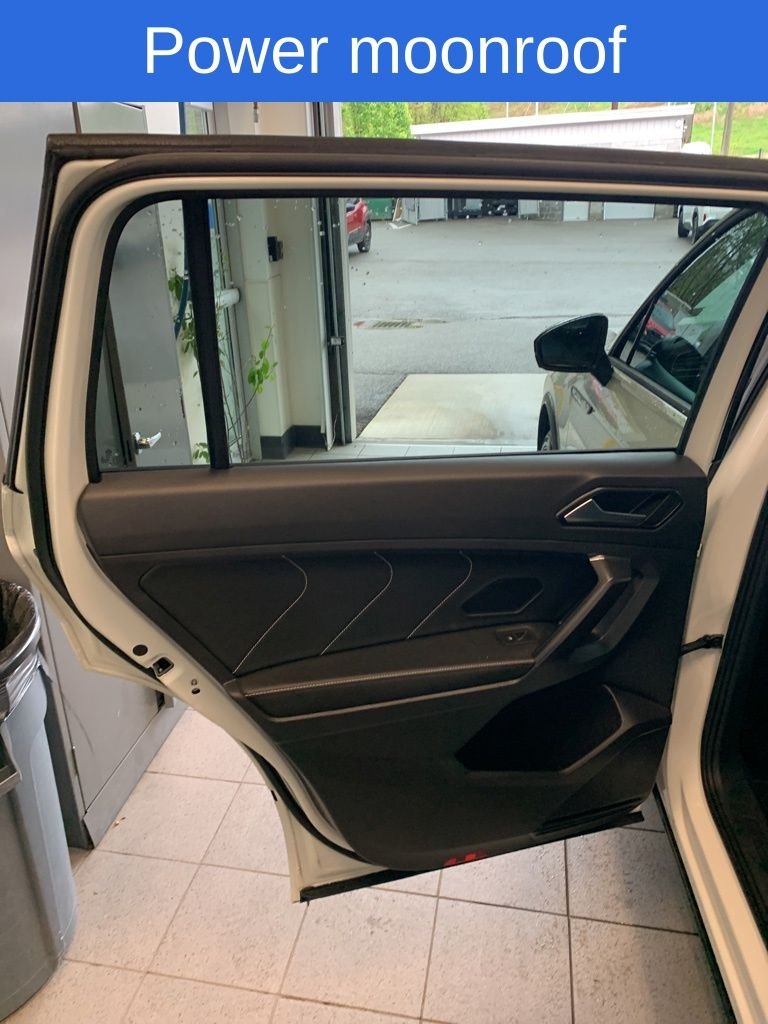 2023 Volkswagen Tiguan SE R-LINE BLACK - Photo 8