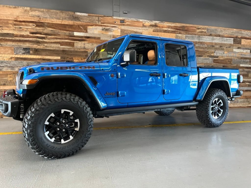 Used 2024 Blue Pearl Jeep Rubicon image 6