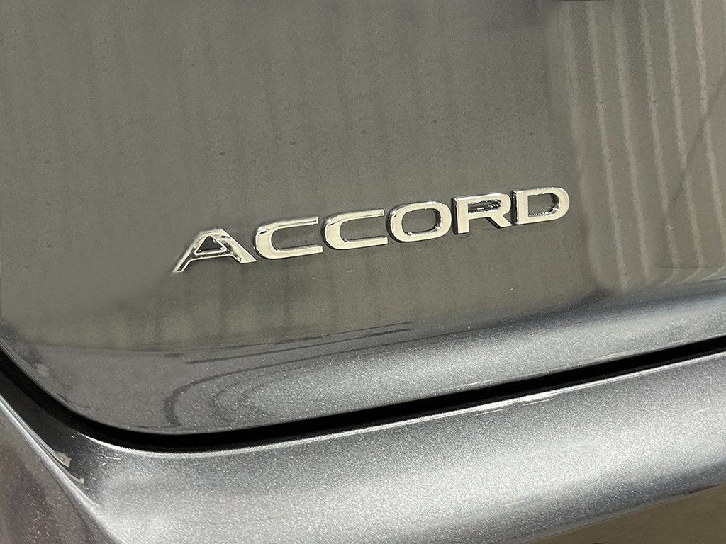 New 2026 Meteorite Gray Metallic Honda Touring image 9