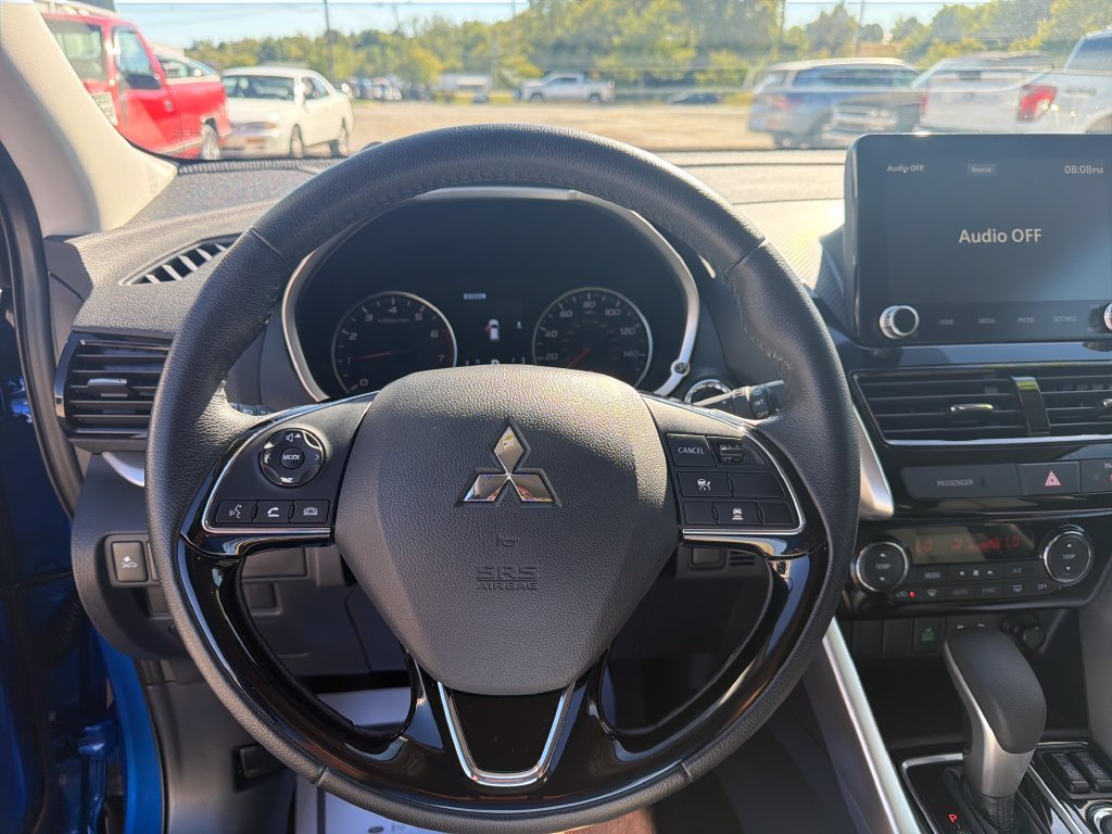 Used 2026 Blue Mitsubishi SE image 17