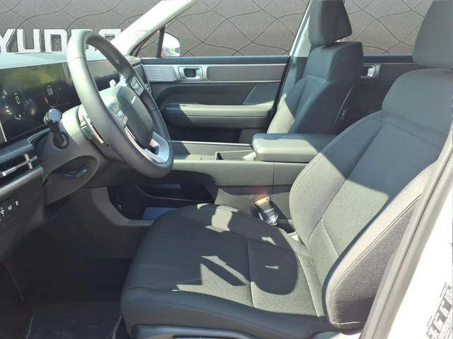 New 2026 White Hyundai SE image 18