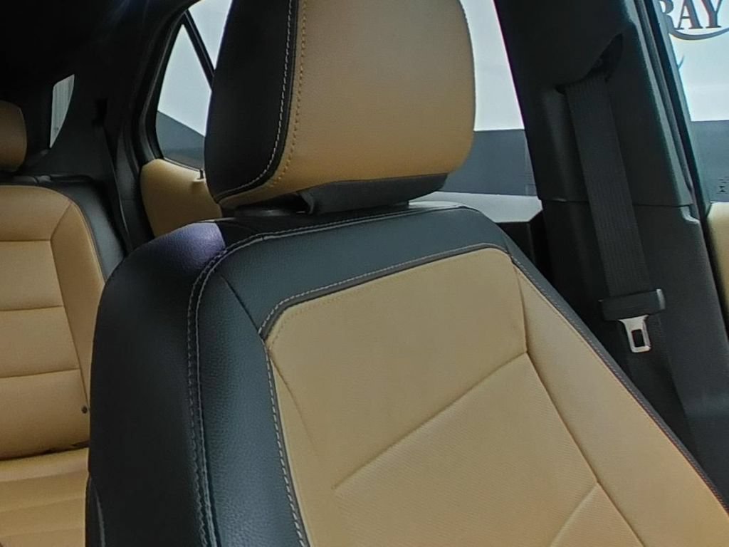 Used 2021 MIDNIGHT BLUE METALLIC Chevrolet Premier image 11