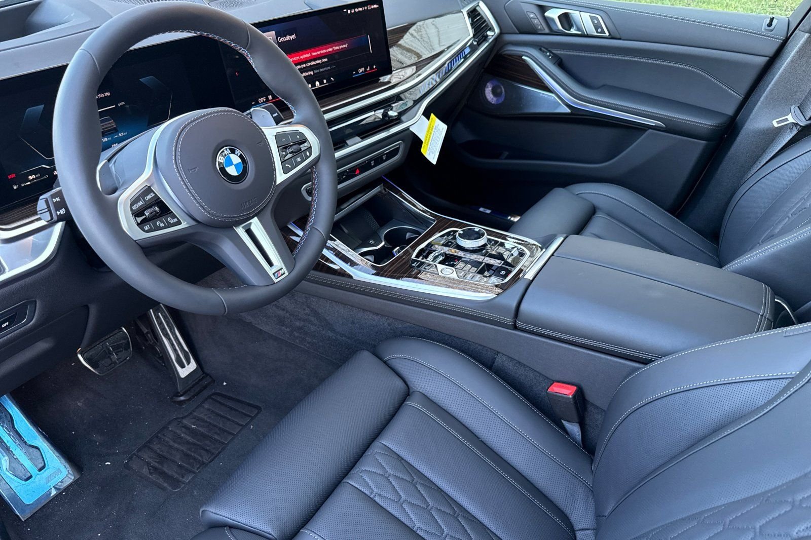 2026 BMW X7 M60i - Photo 7