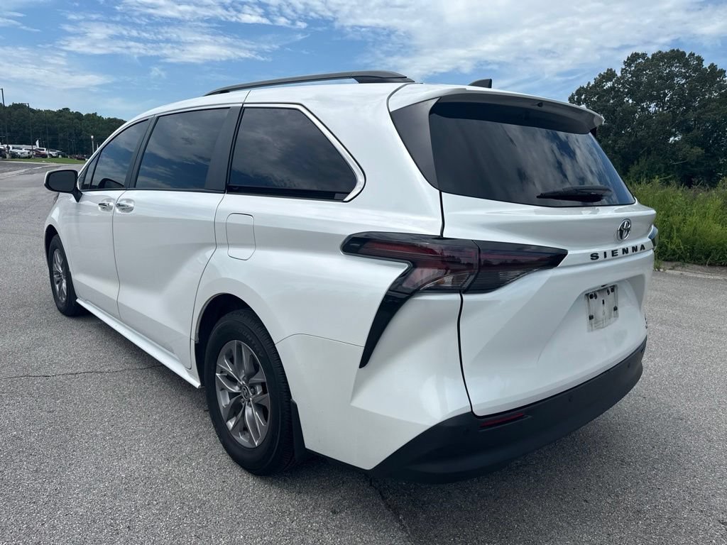 Used 2024 Wind Chill Pearl Toyota XLE image 7