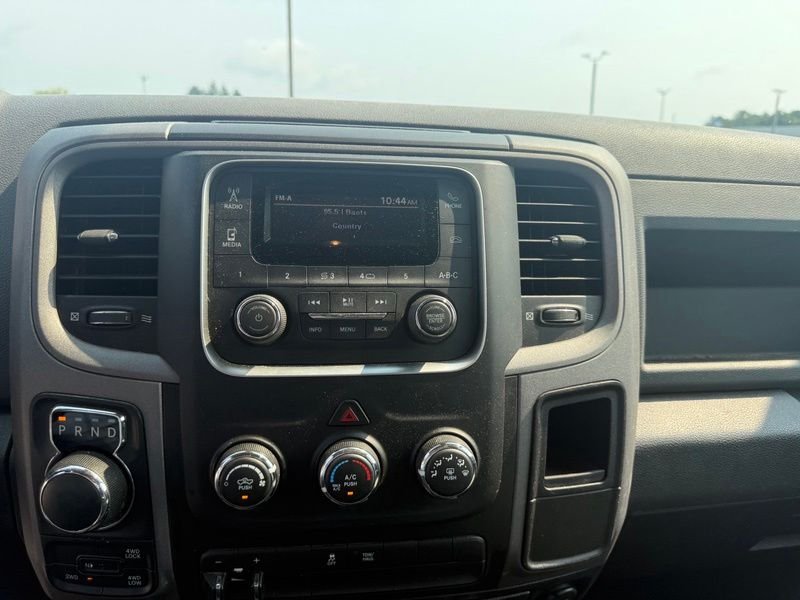 Used 2017 Gray Ram Express image 6