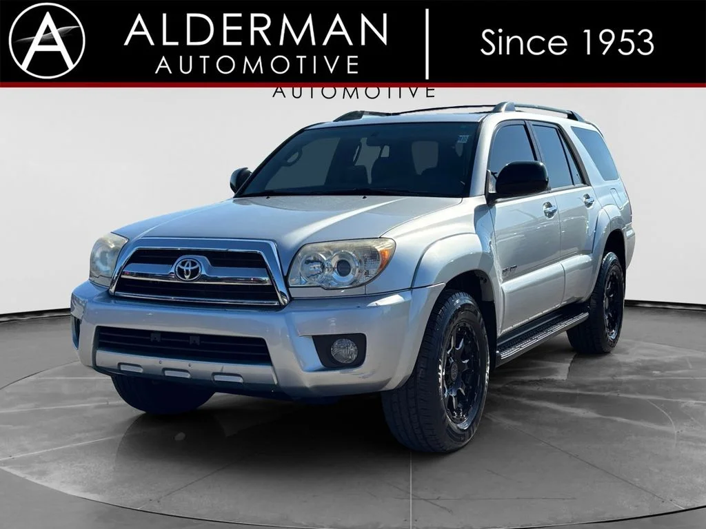 Used 2008 Silver Toyota SR5 image 1