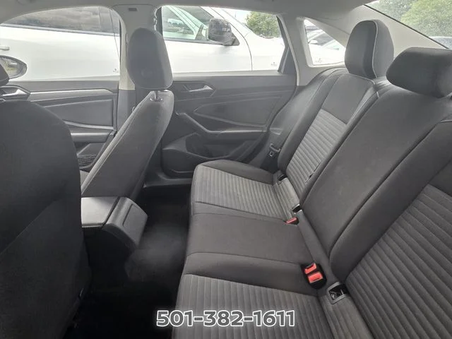 Used 2024  Volkswagen 1.5T S image 9