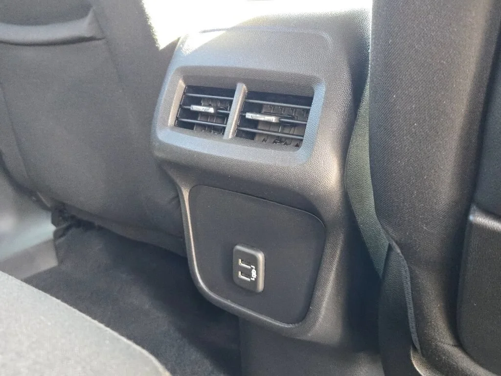 Used 2021 Gray GMC SLE image 8