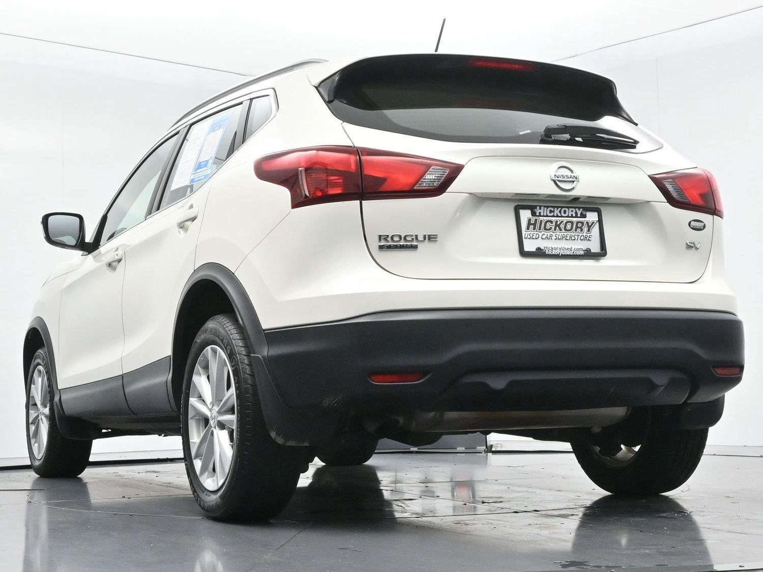 Used 2018 Pearl White Nissan SV image 42