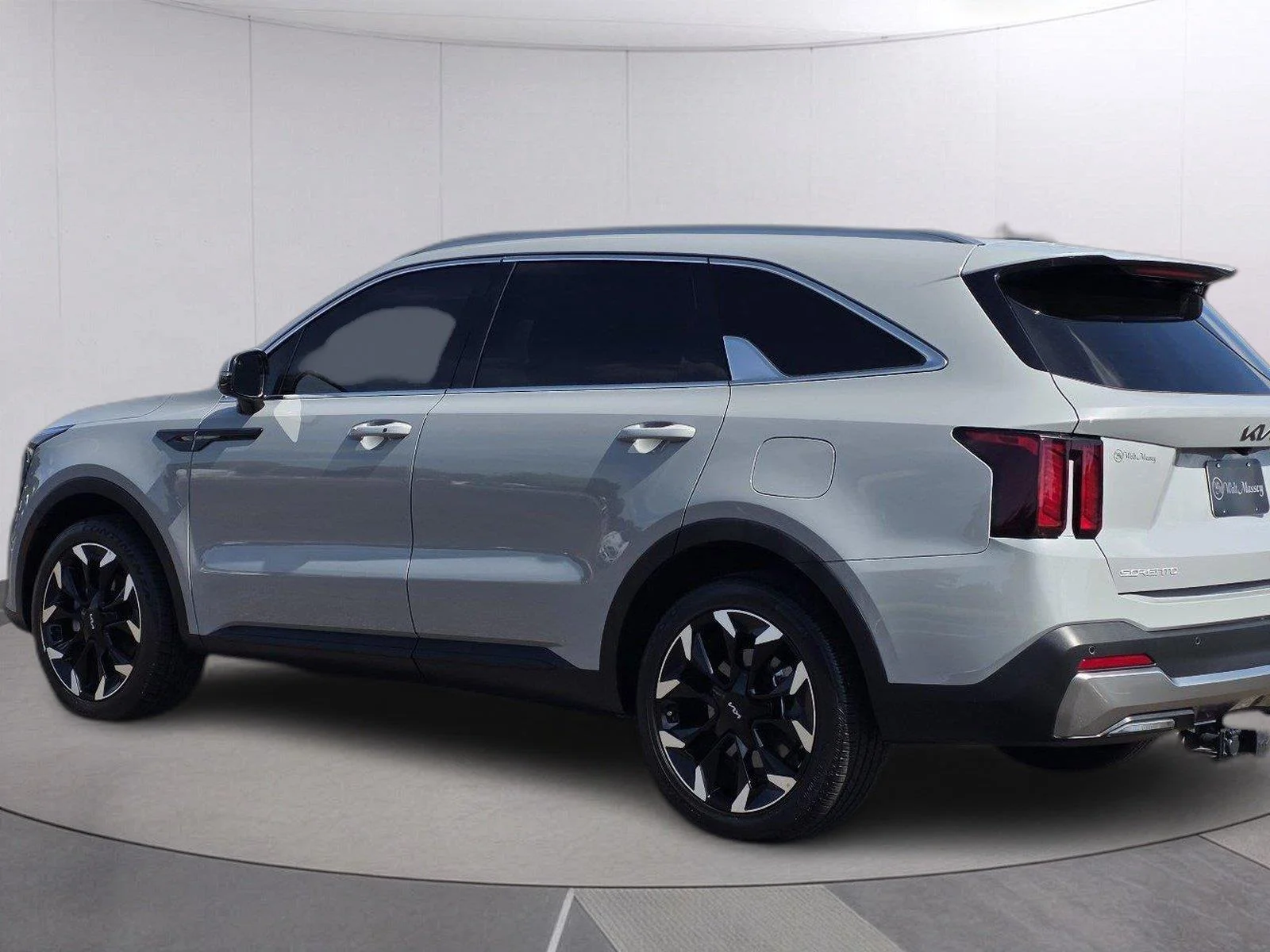 Used 2025 Wolf Gray Kia EX image 7