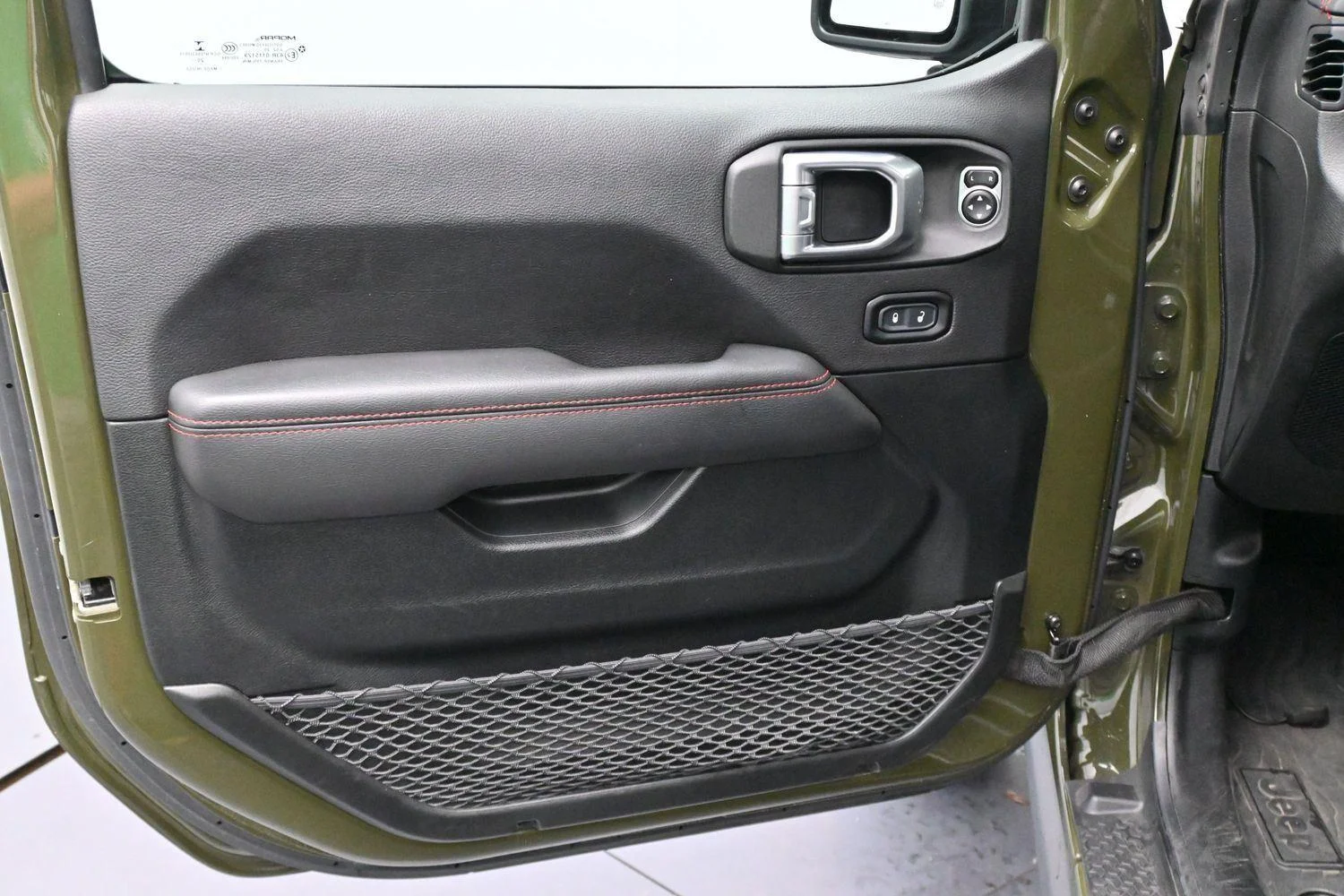Used 2021 Sarge Green Clearcoat Jeep Unlimited Rubicon image 9