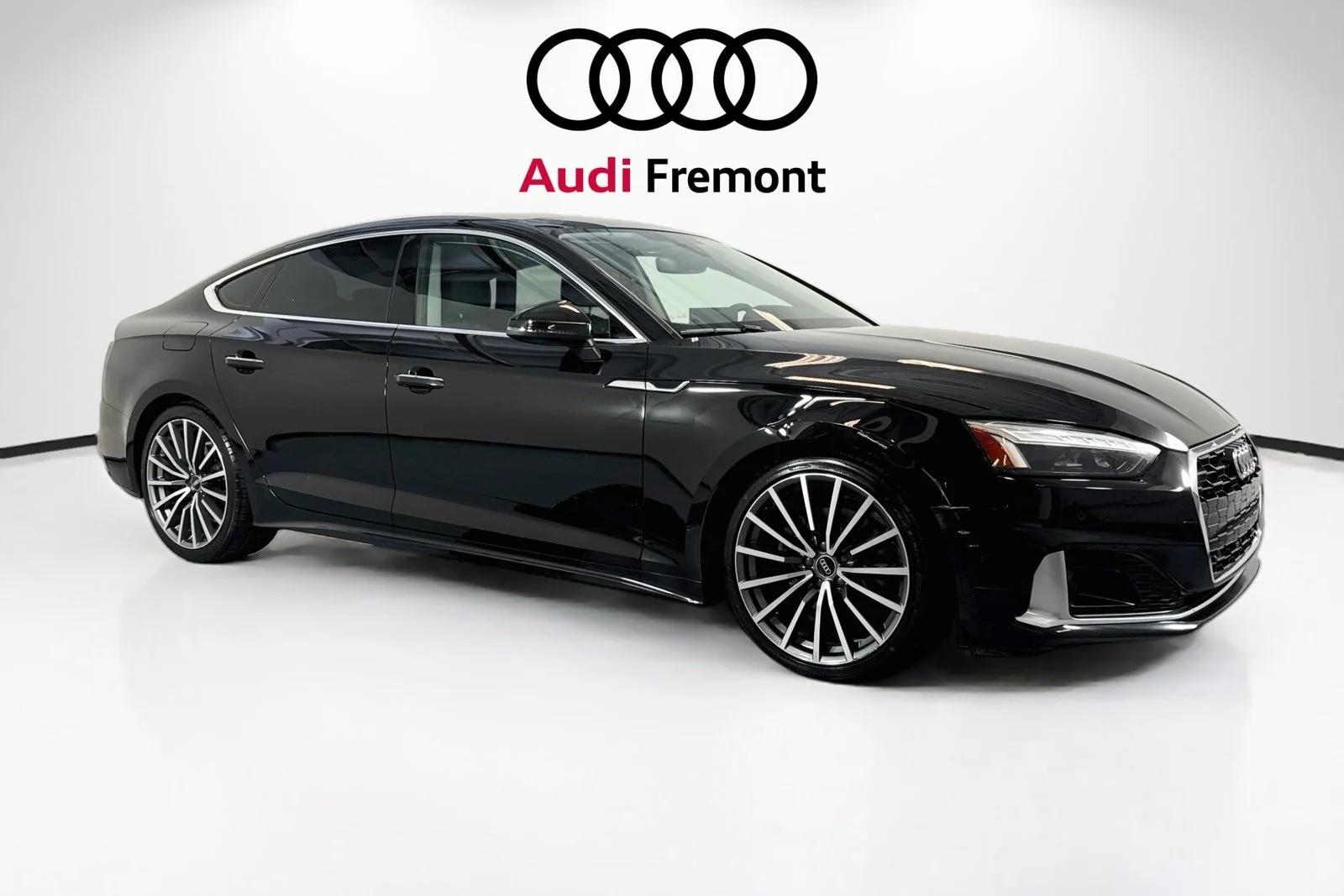 Used 2021 Brilliant Black Audi Premium Plus image 7