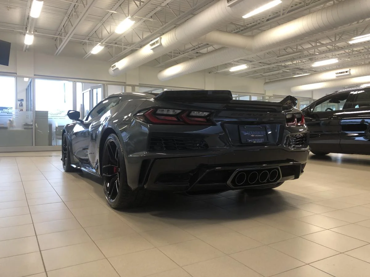 New 2027 Grey Chevrolet Conv w/2LZ image 6