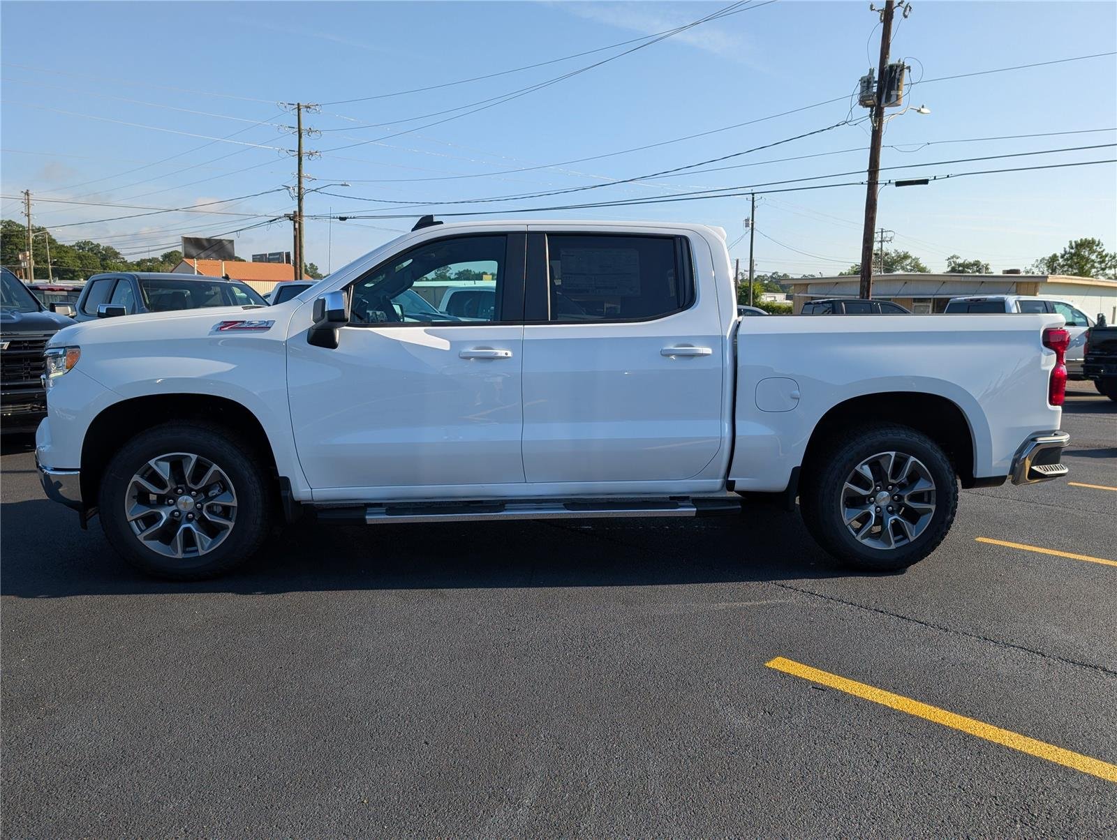 New 2026 Summit White Chevrolet LT image 6