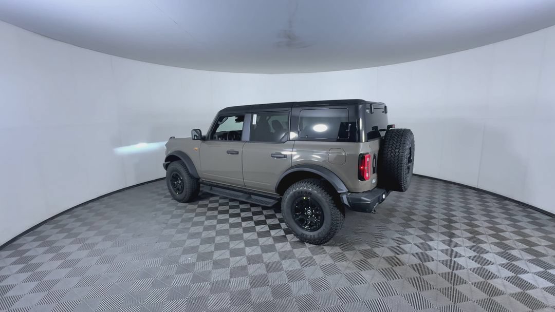 New 2026 Marsh Gray Ford Badlands image 6