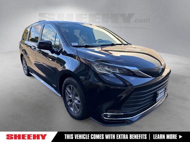 2021 Toyota Sienna XLE