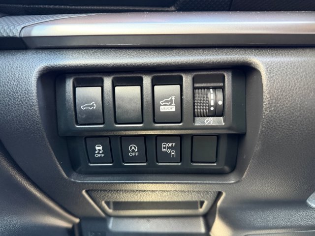 Used 2020 Gray Subaru Sport image 17